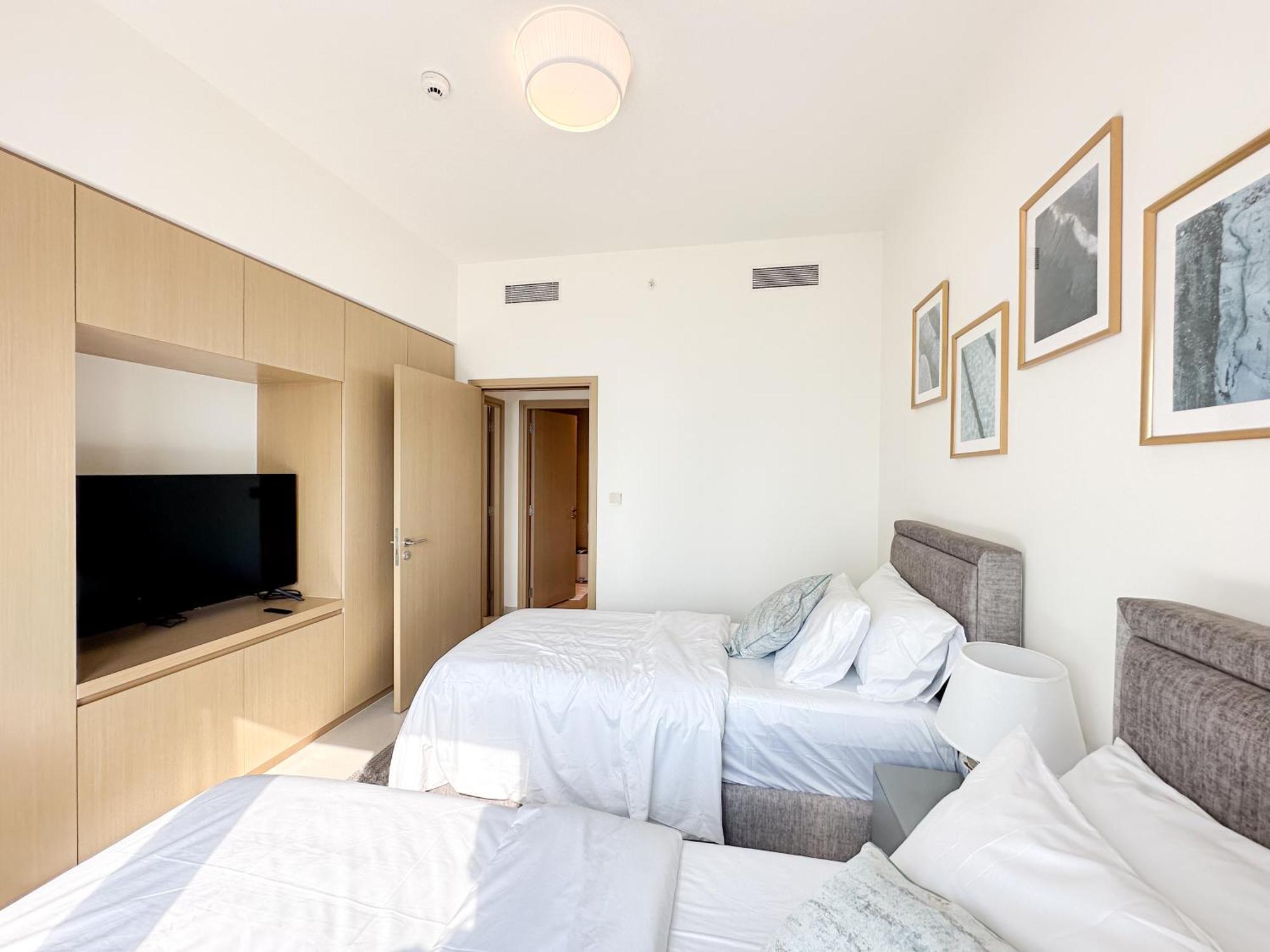 Breathtaking Burj View, Sky High Luxury 2br By 2nd Dubai